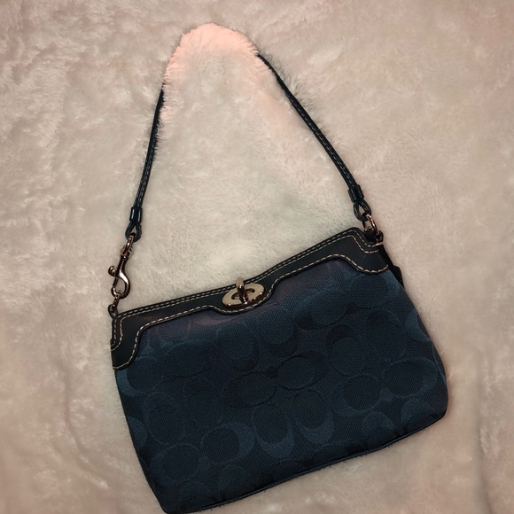 Coach Wristlet - Picture 5 of 5